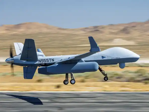 UAEW First Flight LoyalEye