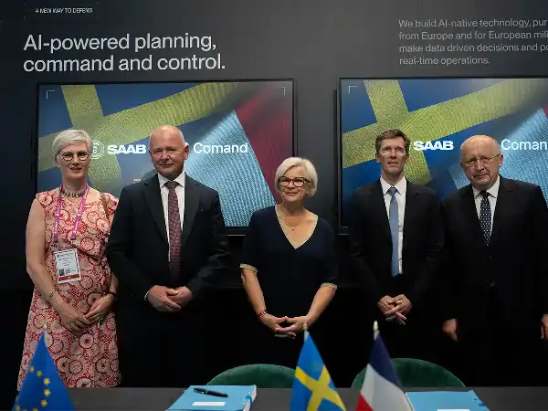 Signing ceremony Saab and Comand AI